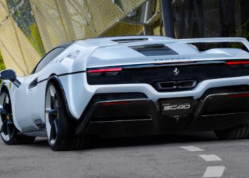 Ferrari rinde homenaje al legendario F40 con un llamativo ejemplar único