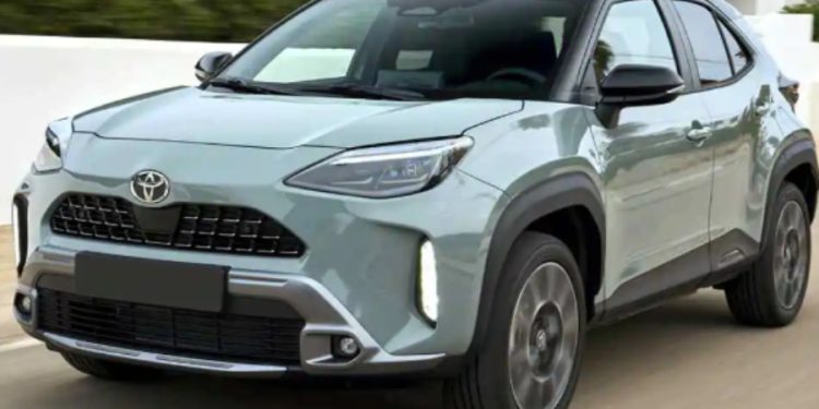 El Lexus LBX Vibrant Edition se presenta como la versión más sofisticada del SUV urbano