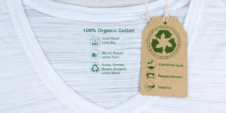 Etiqueta ambiental en la moda: Francia impulsa la transparencia