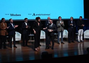 Leyenda global de la moda: Amancio Ortega, reconocimiento a una década de impacto
