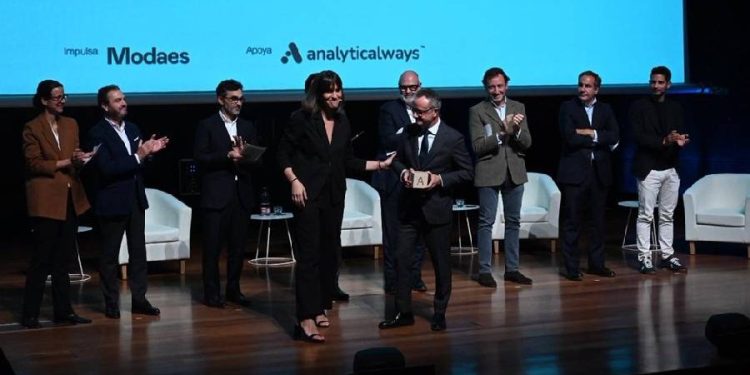Leyenda global de la moda: Amancio Ortega, reconocimiento a una década de impacto