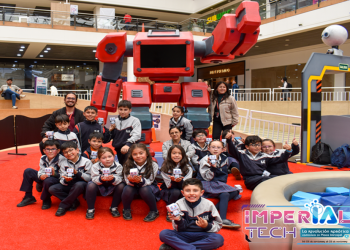 Plaza Imperial, donde la tecnología enseña y entretiene