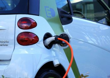 Autoplanet se adapta al mercado de autos eléctricos en Chile