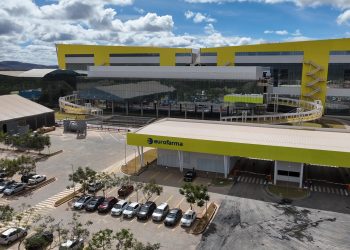 Eurofarma impulsa expansión global con apertura de megaplanta sostenible
