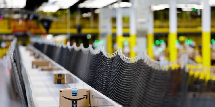 Amazon anuncia un ERE en España: 1.200 puestos en oficinas de Madrid y Barcelona