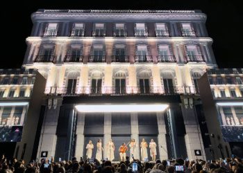 Apple transforma la Puerta del Sol en un escenario único