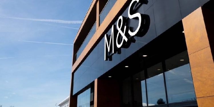 Circulose refuerza su directiva y firma con Marks & Spencer un acuerdo de aprovisionamiento