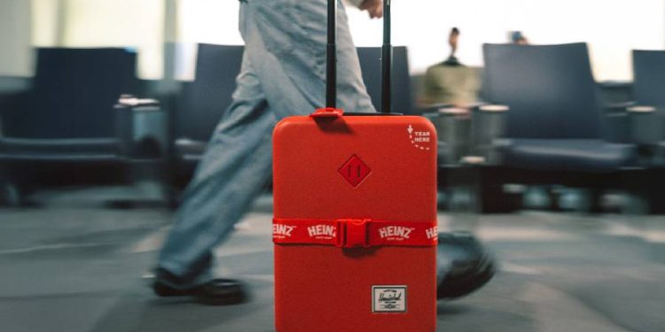 Heinz transforma su kétchup en equipaje de edición limitada con Herschel