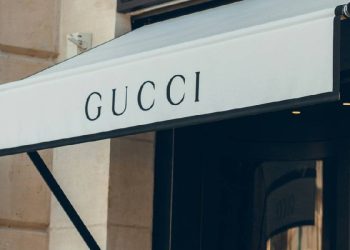 Kering busca crecimiento sostenible: reducir dependencia de Gucci