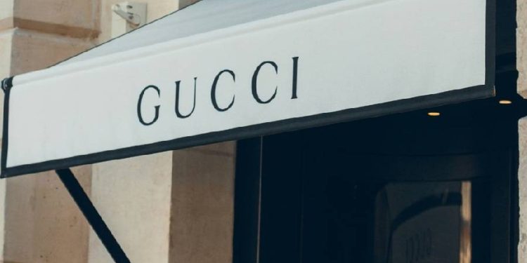 Kering busca crecimiento sostenible: reducir dependencia de Gucci