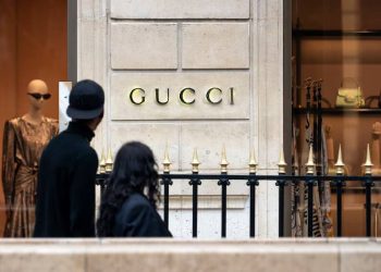 Kering cambia de rumbo: menos tiendas, menos dependencia de Gucci