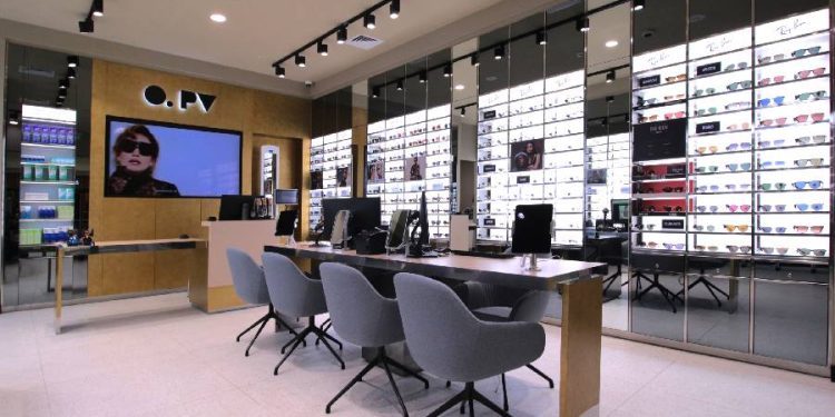 Ópticas Place Vendôme celebra 65 años de trayectoria