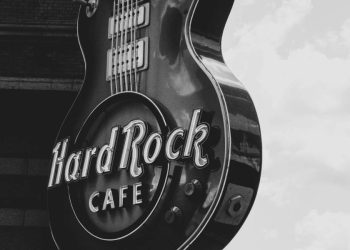 Hard Rock Café en La Bombonera unirá gastronomía, fútbol y turismo internacional