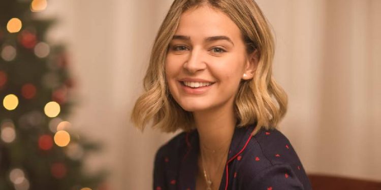 Pijamas que iluminan la Navidad: Women'secret apuesta por la expresión femenina