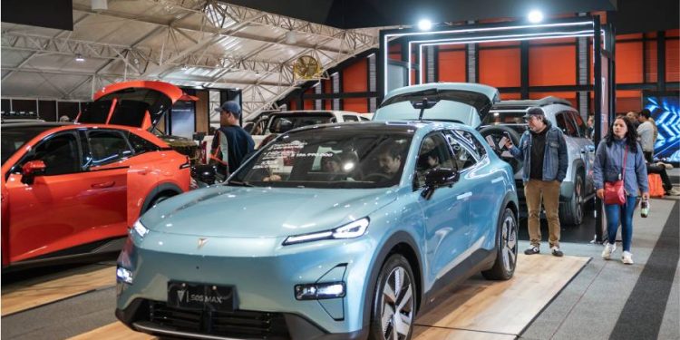 Movilidad eléctrica brilla en el XIX Salón del Automóvil