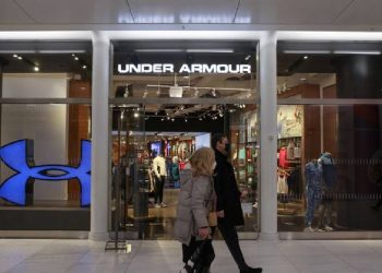 Under Armour redefine su estrategia: fin de la alianza con Curry Brand tras diez años