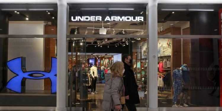 Under Armour redefine su estrategia: fin de la alianza con Curry Brand tras diez años