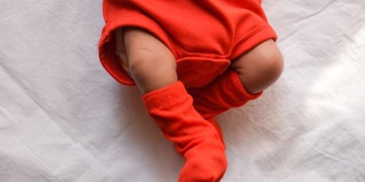 moda infantil ropa de bebe roja