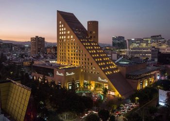Celebra diez años El Palacio de los Palacios