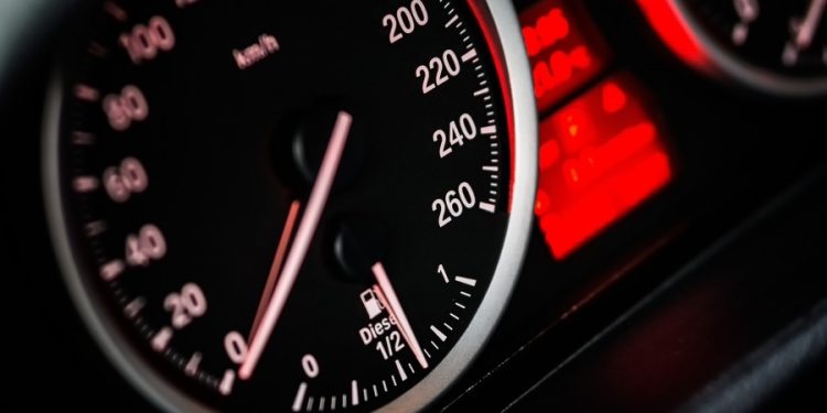 Aceite de motor para verano 2026: guía definitiva para proteger tu vehículo en climas cálidos