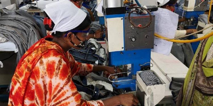 Bangladesh 2026: el gran taller textil global bajo presión social