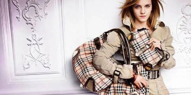 Burberry en la tormenta: ¿Un retorno al lujo británico atemporal?
