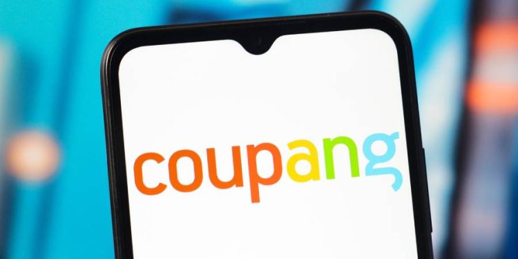 Coupang reparte 850 millones en vales tras filtración de datos