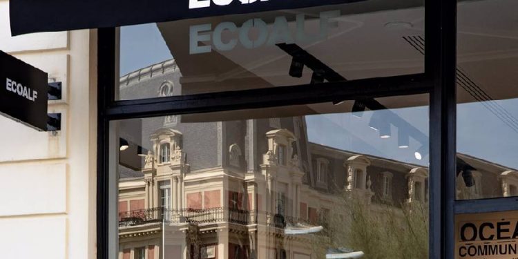 Ecoalf refuerza el norte: abre en San Sebastián y suma 14 tiendas propias