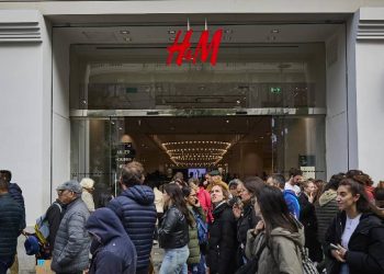 H&M, bajo presión: cierres masivos en España