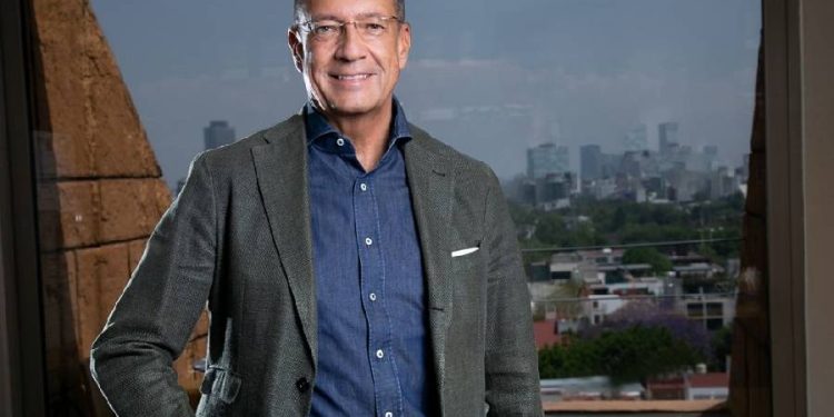 Juan Carlos Escribano: el piloto que dejó huella en El Palacio de Hierro
