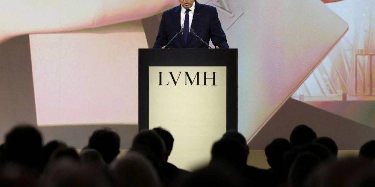 LVMH contra Hermès: defensa ante la demanda de un heredero