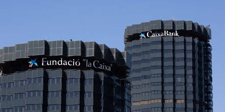 Los 5 gigantes que mueven la economía española