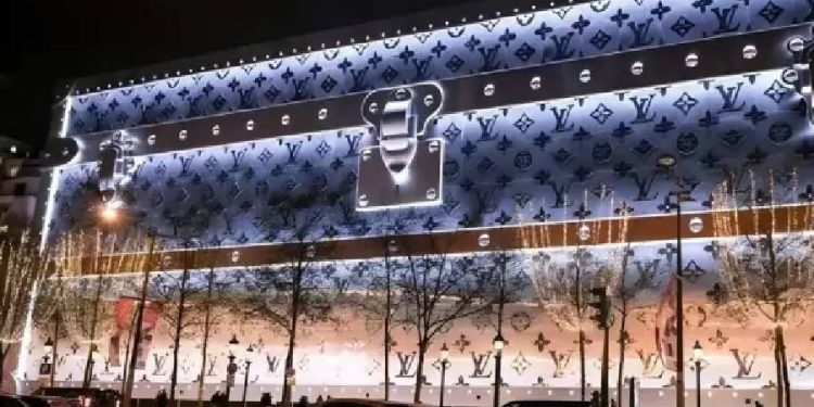 Louis Vuitton transforma el lujo: destinos inmersivos en Seúl y belleza en París