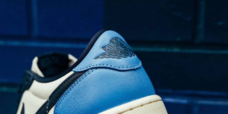 Obsidian Suede: la Air Jordan 1 Low que eleva tu estilo con elegancia clásica