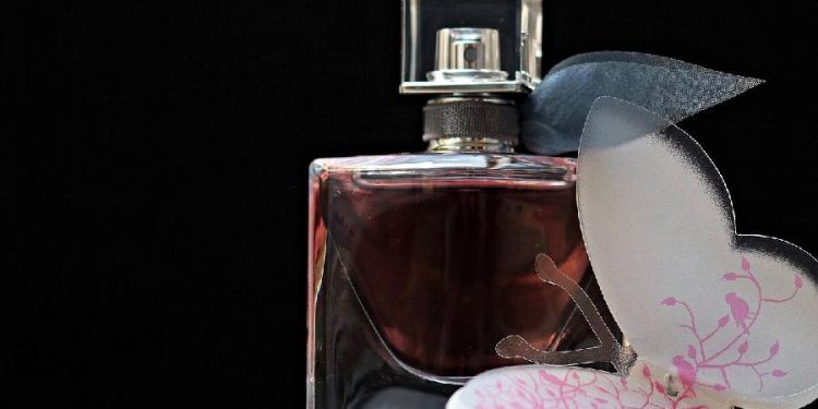 PERFUME