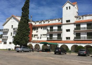 El gobierno redefine la licitación del histórico Hotel Casino Carmelo para 2026