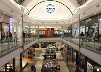 Momo Store inaugura un local emblemático que impulsa la oferta comercial de Tortugas Open Mall