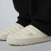 Puffer slippers: tendencia invernal para la calle