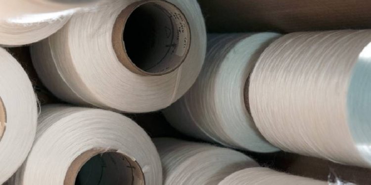 Spinnova impulsa sus fibras sostenibles con una alianza estratégica