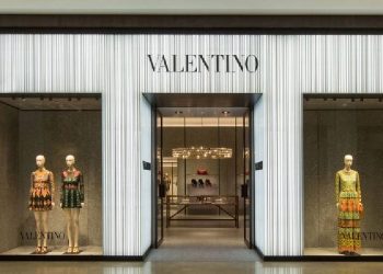 Valentino refuerza su liderazgo: Laurent Bergamo y un nuevo director de merchandising