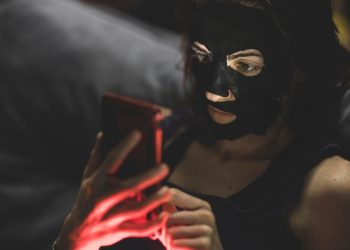 Serums efecto relleno: la alternativa al bótox que conquista el skincare