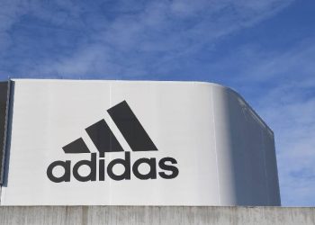 Adidas crece 5% en 2025 y bate récords de ventas