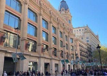 Barcelona: Trono del Retail