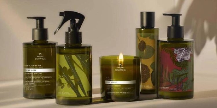 Natura presenta Bothânica: bienestar para el hogar que cuida el cuerpo