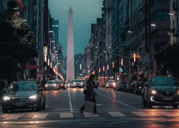 Crece la cantidad de locales vacíos en Buenos Aires