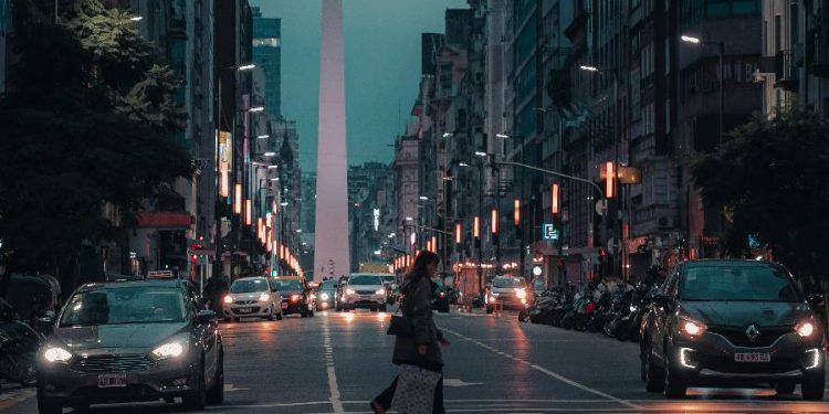 Crece la cantidad de locales vacíos en Buenos Aires