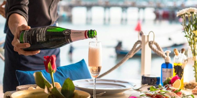 Gagiro redefine la gastronomía en Pinamar Norte con naturaleza diseño y cocina