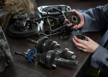 Automotriz en expansión, reglas en debate