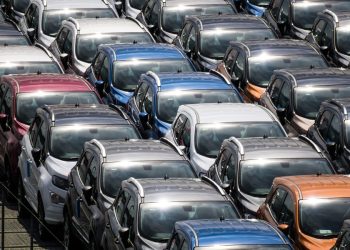 La industria automotriz china enfrenta su propio espejo