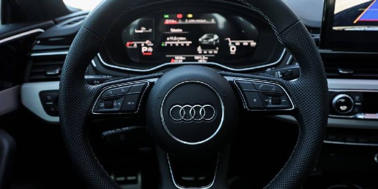 AUDI